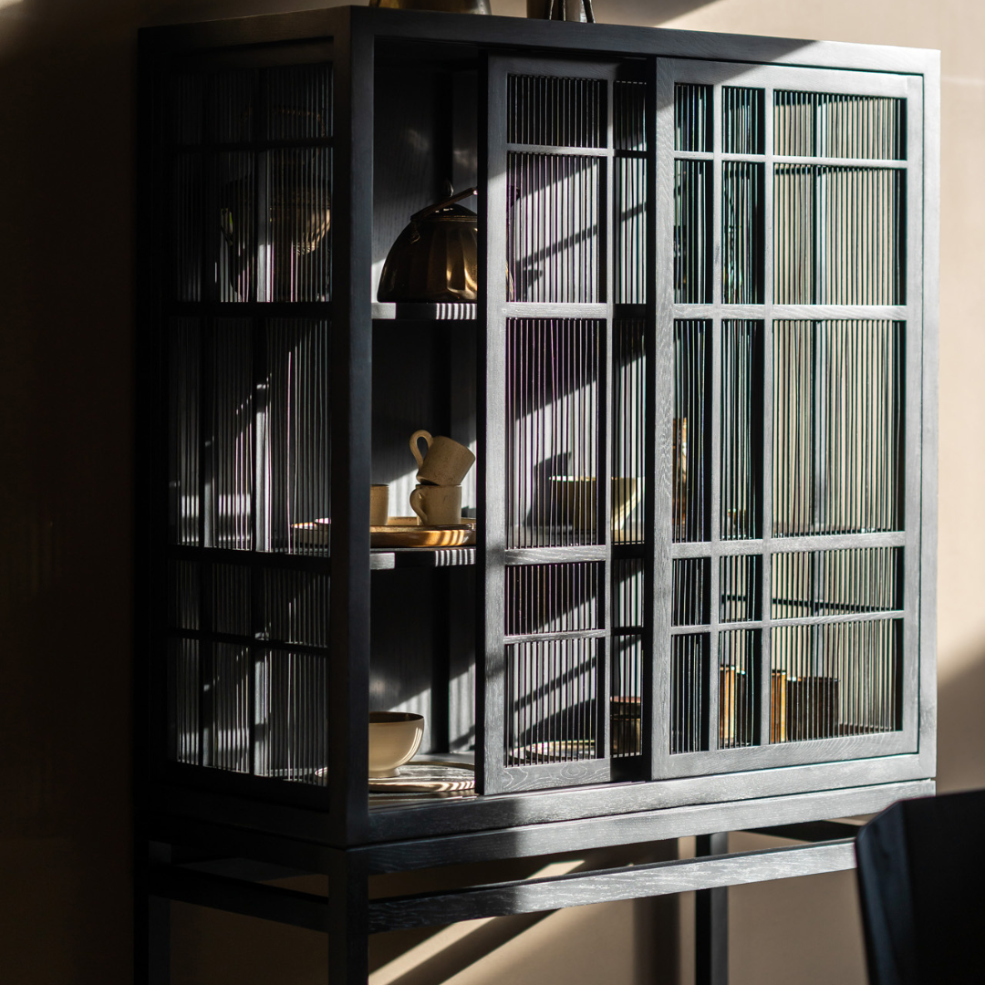 Burung Cupboard