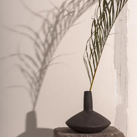 Nadir Vase