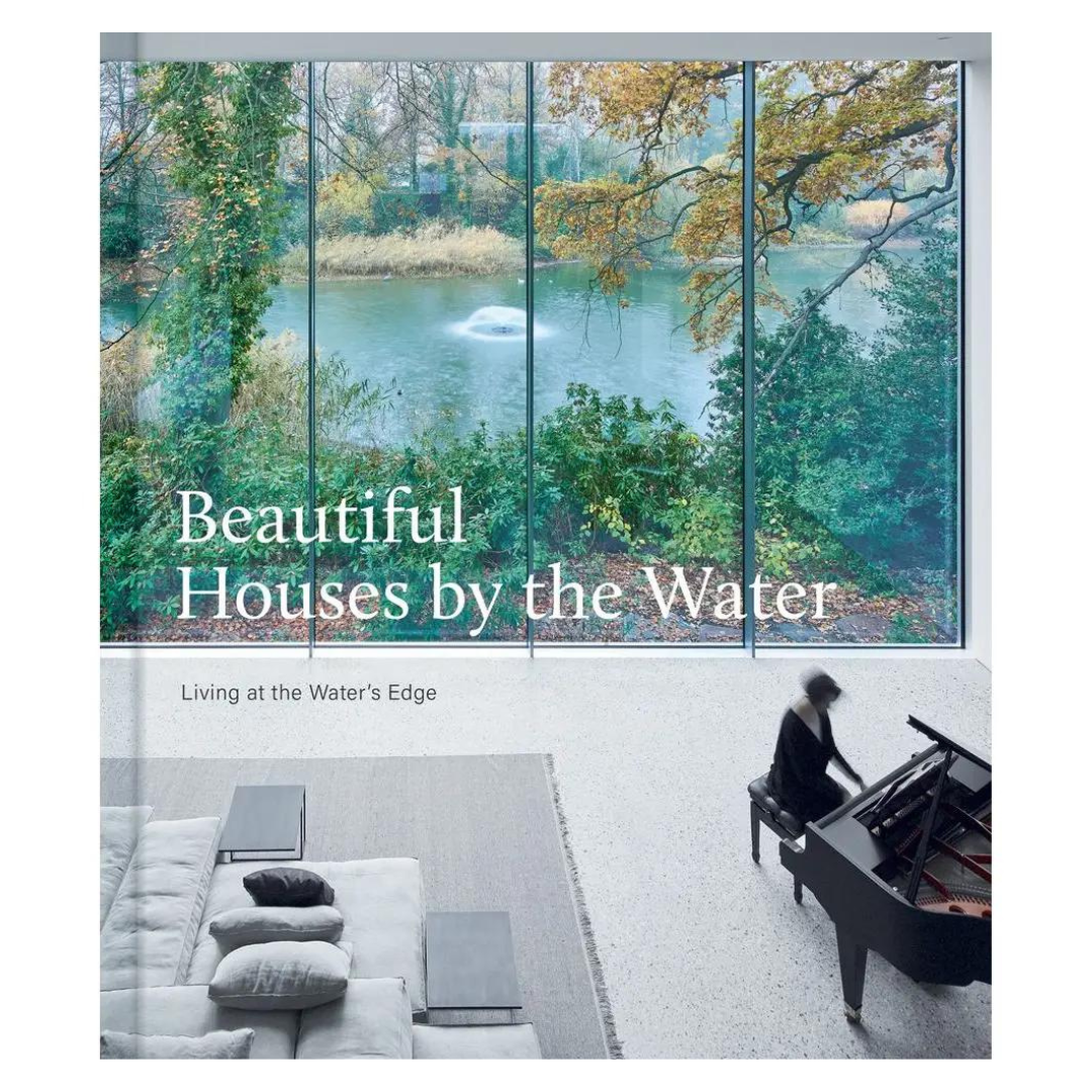 Beautiful Houses By the Water