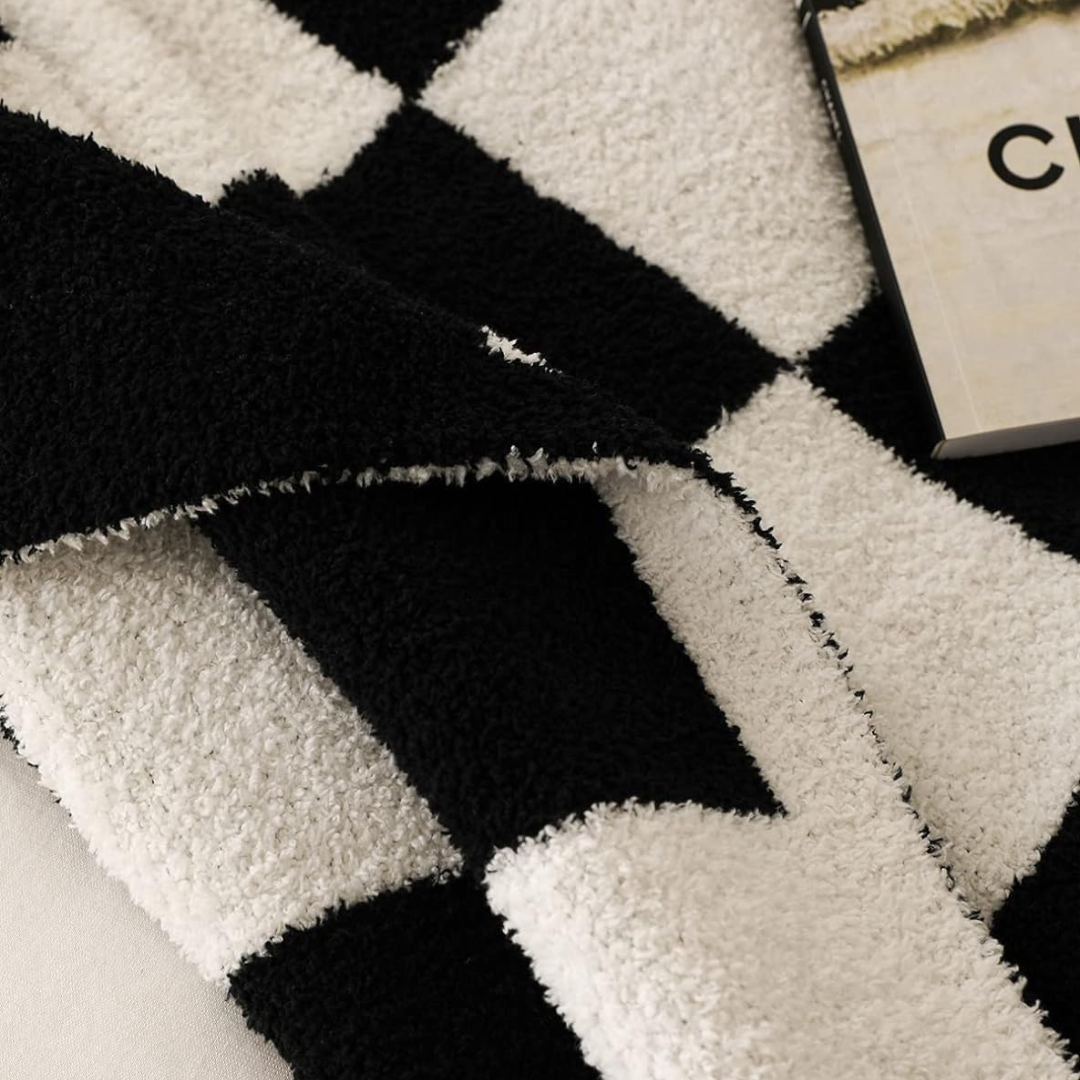 Buffalo Checkerboard Throw, Black