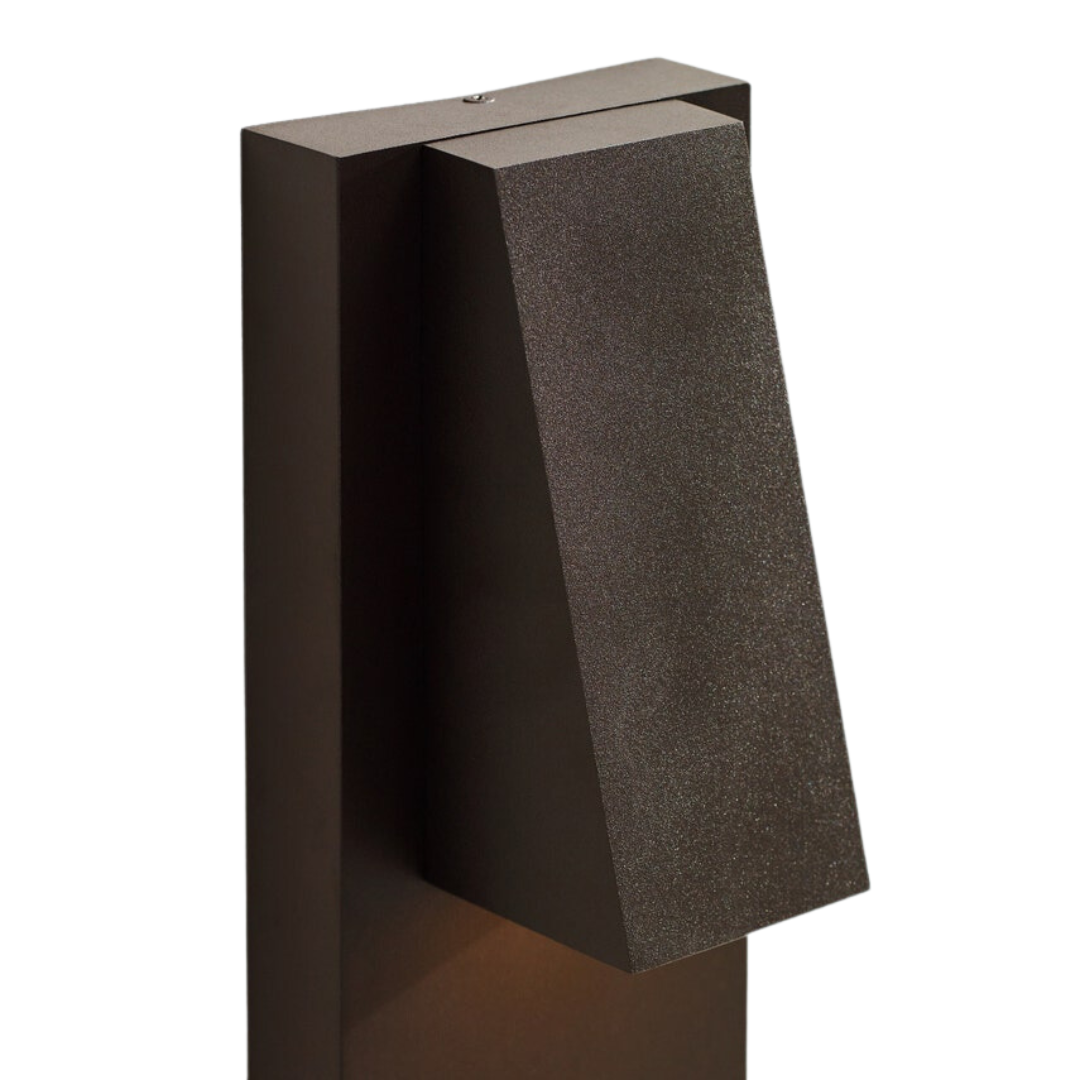 Peak Outdoor Wall Sconce