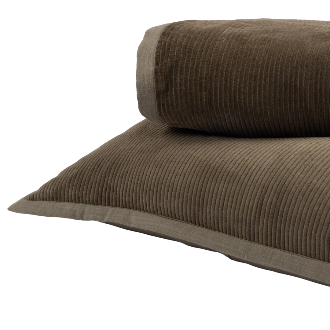 Saunders Coverlet