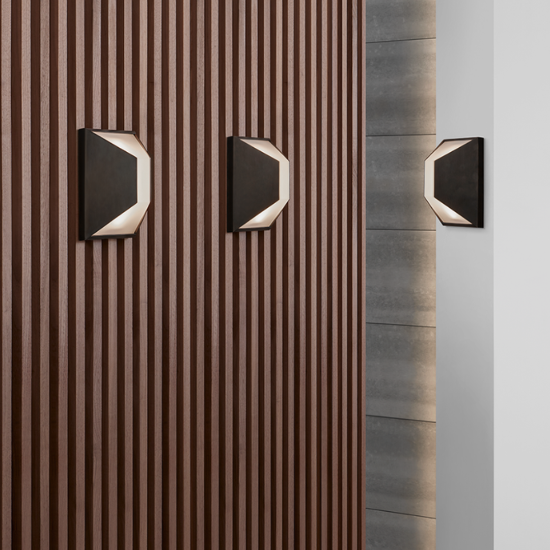 Stretto Sconce